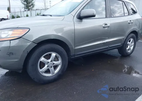 2008 Hyundai Santa Fe Gls z USA, uszkodzony, nr VIN 5NMSG13D98H214554